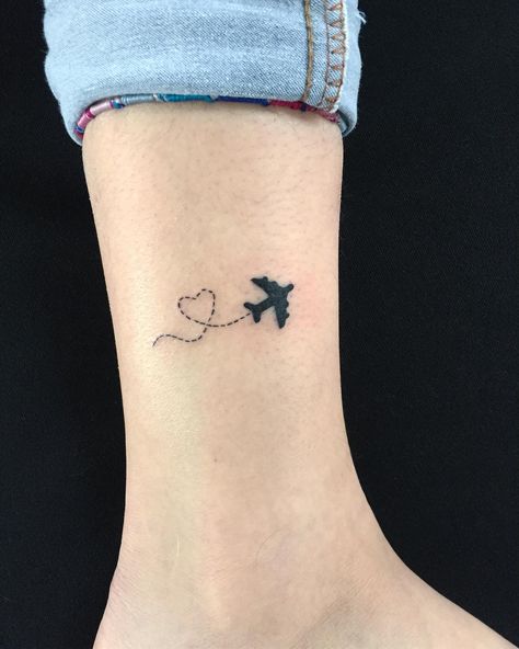 Small Heart Tattoos, Small Tattoo Ideas, Tattoo Artwork, Tiny Tattoo, Inspiration Photos, Small Tattoo, Tiny Tattoos, Maple Leaf Tattoo, Paw Print Tattoo