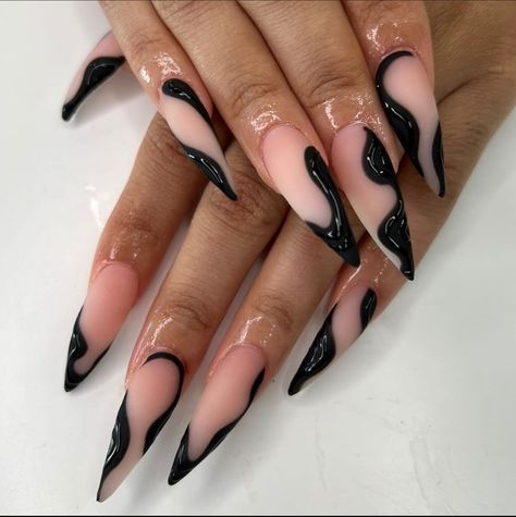 Black Summer Nails, Black Almond Nails, Summer Nails 2024, Stiletto Nails Designs, Long Acrylic Nails Coffin, Almond Acrylic Nails, Trendy Nail, Black Nail, Nails 2024