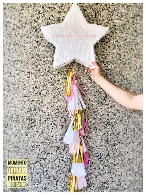 Star Pinata, Birthday Pinata, Piñata Ideas, Puppy Birthday Parties, Diy Pinata, Puppy Birthday, Stars Craft, Donut Party, Favors Diy