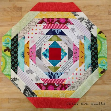 Pineapple Quilt Block Tutorial, Pineapple Block, Pineapple Quilt Pattern, Pineapple Quilt Block, Pineapple Squares, Pineapple Quilts, Quilting Digest, Pineapple Quilt, Log Cabin Quilt Pattern