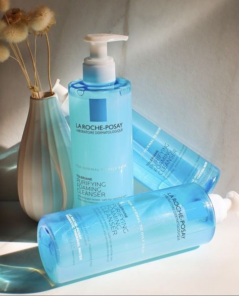 La Roche Posay Cleanser Aesthetic, Foam Cleanser Aesthetic, La Roche Posay Aesthetic, Cleanser Aesthetic, Skincare Products Aesthetic, Blue Skincare, Purifying Foaming Cleanser, Oil Free Cleanser, Products Aesthetic