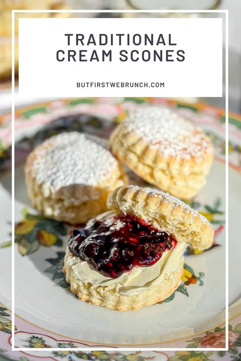 Let's make soft, buttery British Cream Scones that are perfect for any occasion. Whether it’s for a relaxing brunch, a fancy tea party, or just a simple snack, this easy recipe will have you enjoying every tender bite. Tea Scones Recipe, Royal Recipe, English Scones, Welsh Recipes, Scones Recipe Easy, Scone Recipes, Afternoon Tea Recipes, British Recipes, Berry Recipes