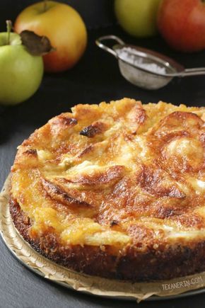 Whole Grain French Apple Cakae by texanerinbaking #Cake #French_Apple #Whole_Grain Dairy Free Dessert Christmas, Crustless Pie, Christmas Food Photography, Italian Christmas Recipes, Easy Apple Cake, French Apple Cake, Fresh Apple Cake, Caramel Apple Cake, Apple Cake Recipes