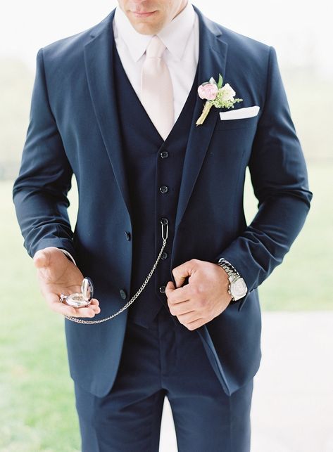 Blue Groomsmen Suits, Beach Wedding Suits, Wedding Tux, Groom Wedding Attire, Suit Ideas, Wedding Sparrow, Groom And Groomsmen Attire, Wedding Suits Groom, Groom Tuxedo