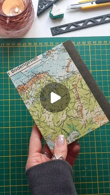 Handmade Notebook Ideas, Artist Books Handmade, Book Customization, Mini Book Tutorial, Road Trip Journal, Bookbinding Ideas, Trip Journal, Mini Books Diy, Books Diy