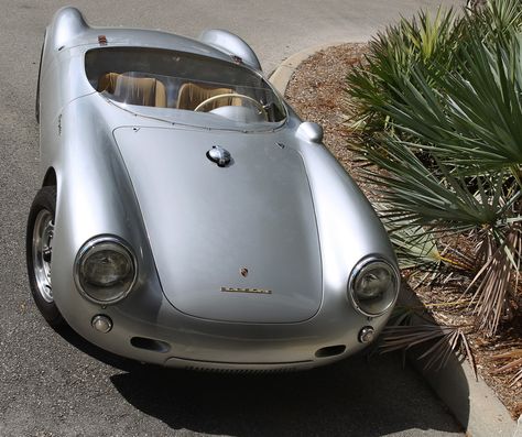 Porsche 550 Spyder | Modern Design Porsche Spyder, Porsche 550 Spyder, 550 Spyder, Porsche 356 Speedster, Porsche Carrera Gt, Porsche 550, Vintage Porsche, Vw Porsche, Classic Porsche