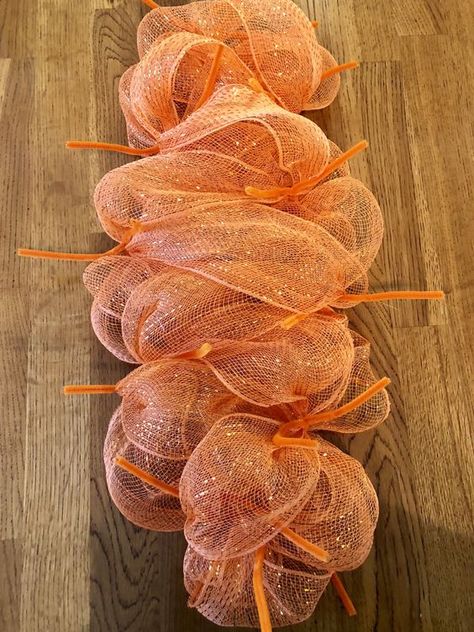 Swag Wreaths, Wire Coat Hangers, Halloween Swag, Fall Diys, Mesh Garland, Deco Mesh Garland, Mesh Ribbon Wreaths, Halloween Mesh Wreaths, Deco Mesh Wreaths Diy