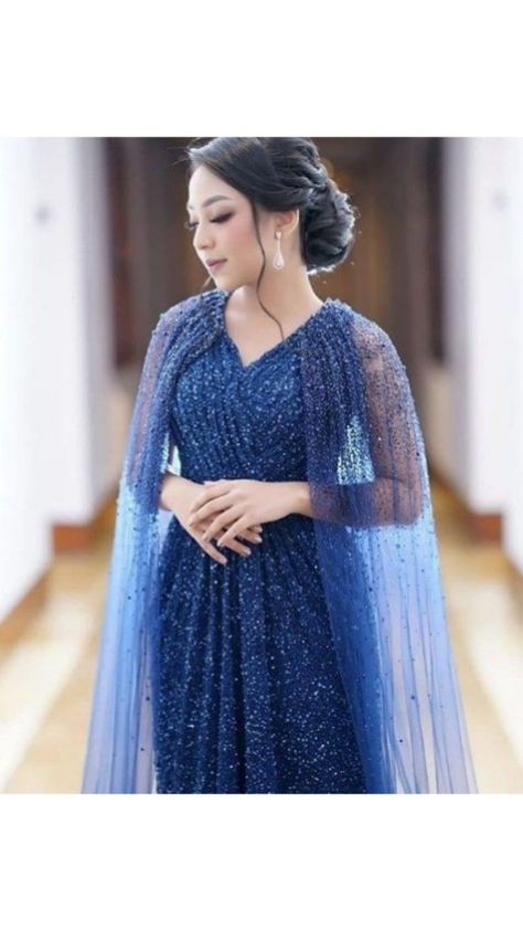 Kebaya Modern Dress, Muslimah Wedding Dress, Chic Evening Dress, Dress Pesta, Kebaya Dress, Long Gowns, Muslimah Dress, Fancy Wedding Dresses, Muslim Fashion Dress