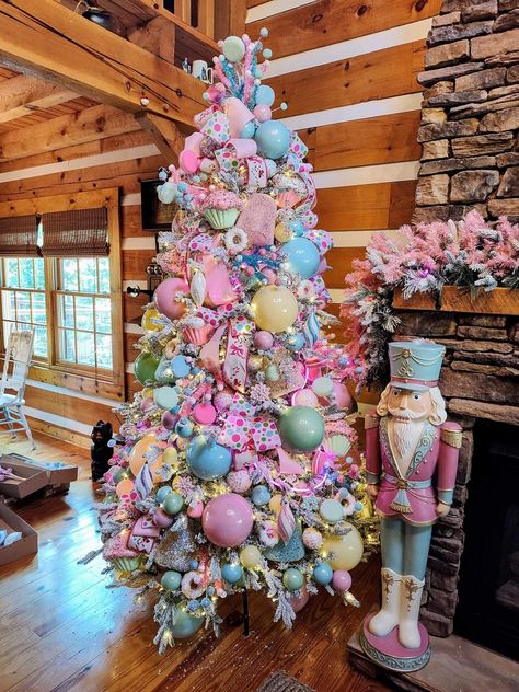 Sweets Theme Christmas Tree, Christmas Tree Pastel Decorations, Sweet Theme Christmas Tree, Christmas Tree Ideas Candyland, Land Of Sweets Christmas Tree, Winter Candyland Theme, Pastel Themed Christmas Tree, Pastel Candyland Christmas Tree, Pastel Xmas Tree