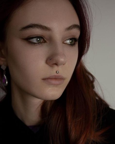 Upper Lip Piercing Medusa, Moonstone Piercing, Unique Piercings, Medusa Piercing Jewelry, Upper Lip Piercing, Ashley Piercing, Philtrum Piercing, Different Ear Piercings, Nose Piercing Hoop