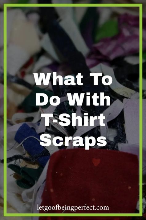 Ever wonder what to do with t-shirt scraps you have leftover from all your t-shirt refashion projects? Well, I have the exact same problem, so I came up with this list of things to make using them all up. What To Do With Tshirt Scraps, T Shirt Scrap Projects, Diy Patchwork Shirt Ideas, Tattoo Sleeve Patchwork, Tshirt Scraps, Decorating T Shirts, Crafts With Fabric, Diy Patchwork Shirt, Fabric Crafts Ideas