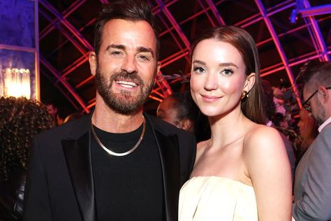 Justin Theroux Is Engaged to Actress Nicole Brydon Bloom (Exclusive) Photo With Girlfriend, Simple Family Meals, Mary Louise Parker, With Girlfriend, Vacation Photo, Justin Theroux, Sports Awards, All Black Looks, February 2023