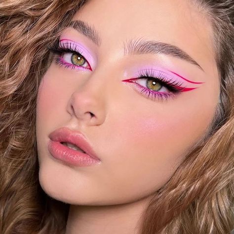 Neon Party Makeup Ideas, Competition Makeup, Purple Makeup Looks, Concert Makeup, Bright Eye Makeup, Pink Eye Makeup, Cute Eye Makeup, Barbie Makeup, Pink Eye