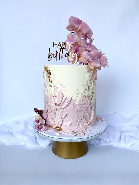 Female 80th Birthday Cake, 60 Birthday Cakes For Women, 18th Birthday Cake Designs, Birthday Cake For Women Elegant, Cake Elegant, Pastry Chocolate, Birthday Cake For Mom, Birthday Cake Decorating Ideas, 80 Birthday Cake