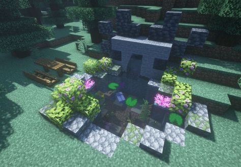 Axolotl Enclosure, Minecraft Pond Ideas, Pond With Fountain, Minecraft Pond, Minecraft Fountain, Cute Minecraft, Minecraft Decoration, Minecraft Aesthetic, Cute Axolotl