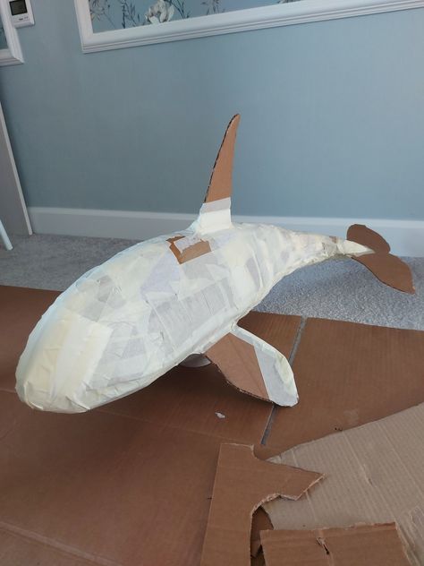 Diy Cardboard Sea Creatures, Crafts With Cardboard, Cardboard Animals, Shark Decor, Small Shark, Super Funny Pictures, Sharks Funny, Sculpture Projects, Cardboard Art