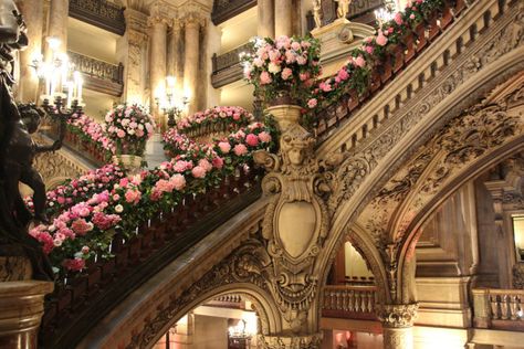 Fall in Love With 5 of the Best Florists In Paris - My French Country Home Spring Court Aesthetic, Court Aesthetic, Opera Garnier Paris, Spring Court, Country Home Magazine, My French Country Home, A Court Of Wings And Ruin, A Court Of Mist And Fury, Aesthetic Rooms