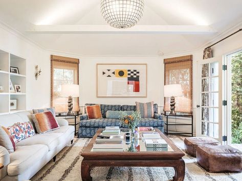 Emma Roberts Buys Minnie Driver’s $3.6 Million Hollywood Hills Home – SheKnows Shaker Style Living Room, Mixing Old And New Furniture, Mix Modern And Antique, Mixing Modern And Antique Furniture, Peter Dunham, Bedroom Inspirations Minimalist, Hollywood Hills Homes, Built In Banquette, Minnie Driver