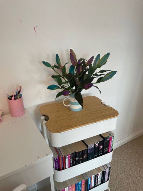 Book Cart Nightstand, Ikea Trolley Books, Ikea Trolley Ideas Bedroom, Ikea Book Cart, Book Trolley, Ikea Trolley, Rainbow Tulips, Book Crate, Rainbow Bookshelf