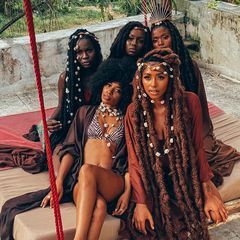 Rasta Vibes, Black Power Art, Afro Punk Fashion, African Goddess, Nubian Queen, African People, Afro Punk, Witch Aesthetic, Dark Skin Women