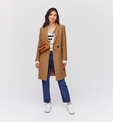 Retrouvez toute les dernières nouveautés Cools et chics à avoir dans son dressing ! Pregnancy Fashion Winter, Fashion Portfolio, Maternity Fashion, Duster Coat, Caramel, Trench Coat, Casual Fashion, Normcore, Style Inspiration