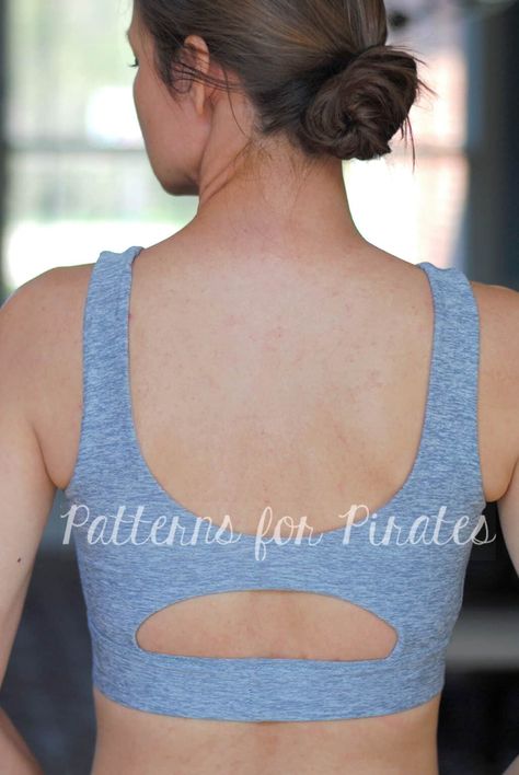 Classic Sports Bra - Easy Hacks - Patterns for Pirates Sports Bra Diy, Sports Bra Sewing Pattern, Diy Bra Pattern, Crochet Poncho Patterns Easy, Sewing Bras, Patterns For Pirates, Bra Sewing Pattern, Sports Bra Pattern, Diy Bra