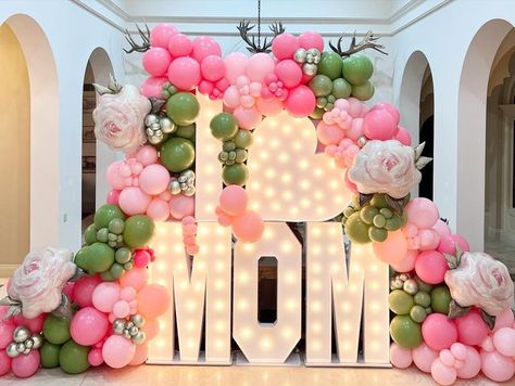 Pool Wedding Decorations, Mothers Day Balloons, Have The Best Day, Mothers Day Pictures, Mother's Day Bouquet, Photo Wall Decor, Mothers Day Decor, Flower Wall Backdrop, Mothers Day Brunch