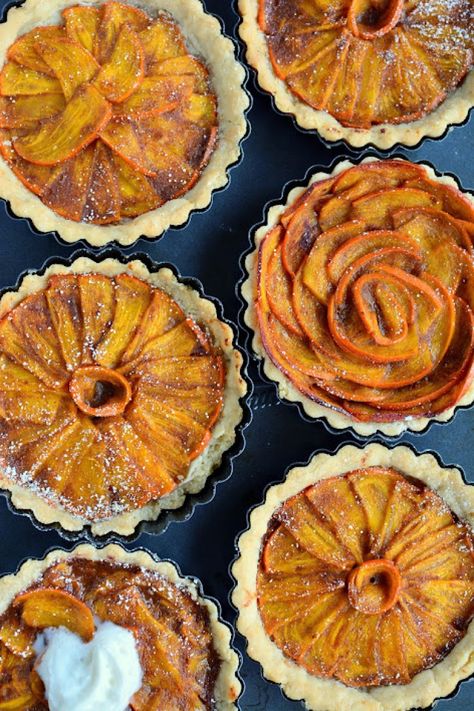 Persimmon Tarts | builicious Persimmon Pie Recipe, Persimmon Recipes, Happy Lunar New Year, Allergy Free Recipes, Delicious Pies, Tart Recipes, Eating Raw, How Sweet Eats, Lunar New Year