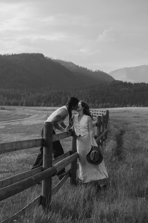 Couple photographed in Missoula, MT on their family ranch <3 Wyoming Couple Photoshoot, Ranch Couples Photos, Vintage Western Couple Photoshoot, Ranch Style Engagement Photos, Unusual Couple Photoshoot, Horse Couple Aesthetic, Western Family Aesthetic, Ranch Engagement Photos, Western Couple Photoshoot Outfits