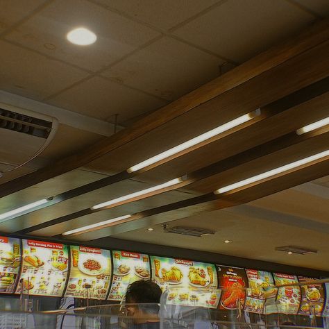 Jollibee Aesthetic Jollibee, Jollibee Aesthetic Food, Jollibee Aesthetic, Jollibee Food, Mcdonald's Aesthetic, Taekook Au, Idea Aesthetic, Diy Photo Book, Ig Post