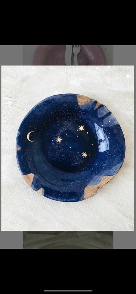 Pottery Painting Ideas Stars, Space Pottery Painting, Clay Painting, Ceramic Projects, Painted Ceramics, Night Sky Painting, Cerámica Ideas, Clay Diy Projects, Keramik Design