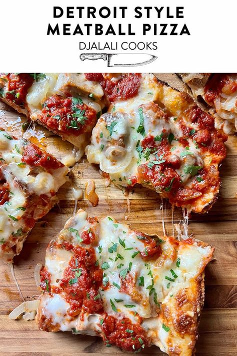 Leftover Meatballs, Meatball Pizza, Savory Meatballs, Cheese Stuffed Meatballs, Calzone Recipe, Pizza Recipes Easy, Cast Iron Recipes, Homemade Dough, Pizza Recipes Homemade