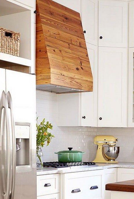 40 Kitchen Vent Range Hood Design Ideas_20 Farmhouse Kitchen Hood, Island Range Hood Ideas, Kitchen Island Hood, Hood Vent Ideas, Stove Hood Ideas, Kitchen Vent Hood Ideas, Kitchen Range Hood Ideas, Kitchen Island Range Hood, Vent Hood Ideas