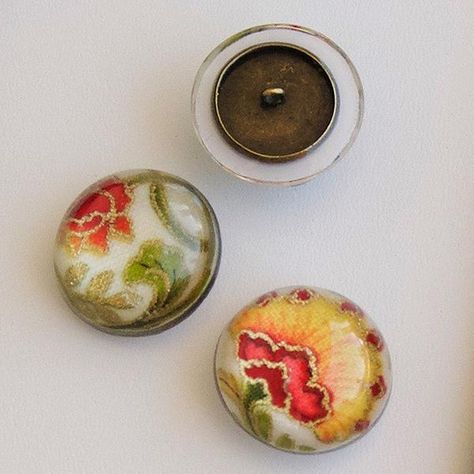 Little Windows - Brilliant Resin Project Center - ideas & tutorials Page 3 - Little Windows Brilliant Resin and Supplies Resin Buttons Ideas, Fabric Resin Jewelry, Resin Buttons Diy, Fabric In Resin, Fabric Resin, Bed Spring Crafts, Resin Fabric, Profitable Crafts, Resin Crafting