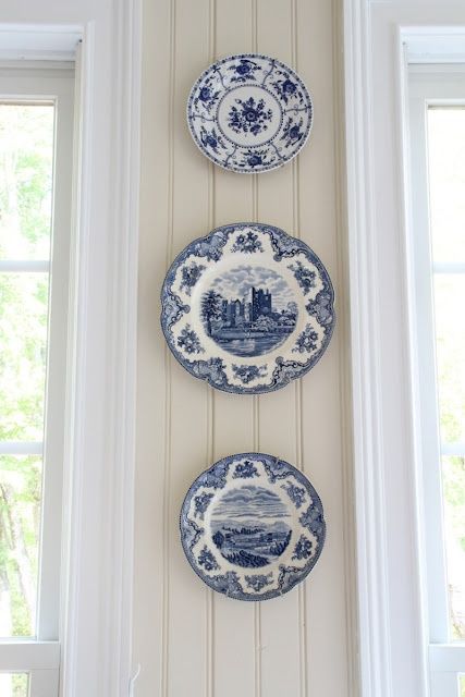 3 Plates On Wall, Spode Plates On Wall, Blue Willow Wall Display, Decorative Plates On Wall Kitchen, China On Wall Hanging Plates, Vintage Wall Plates, Blue And White Wall Plates, Hanging Plates In Kitchen, Decorating With China Dishes