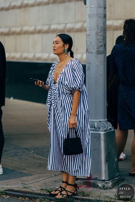 Summer Sales: Fashion Deals You Don’t Want to Miss — StyledByKemi Rachel Wang, Rachael Wang, Street Style Summer Outfits, Outfit Ideas 2024, Summer Street Style, 2020 Street Style, Gingham Fashion, Street Style Summer, Fashion Deals