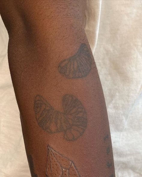 Clementine Painting, Tangerine Tattoo, Clementine Tattoo, Orange Tattoo, First Tattoos, Whimsical Tattoos, 2024 Moodboard, Cute Tats, Art Foundation