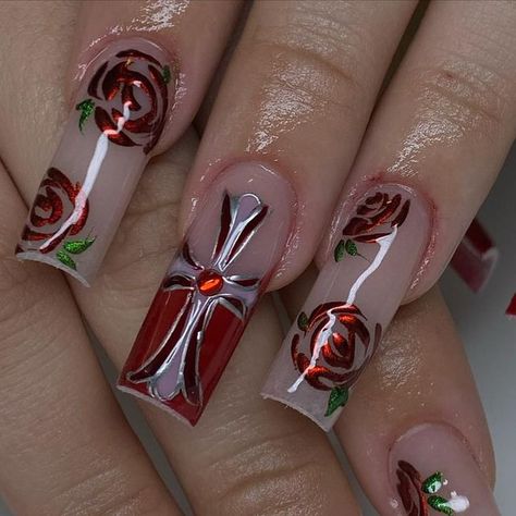 Acrylic Nails With Roses, Unique Red Acrylic Nails, Rose Acrylic Nails Design, Nail Rose Designs, Rose Inspired Nails, Nails Inspo Acrylic, Rose On Nails, Coffin Acrylic Nails Design, Roses On Nails