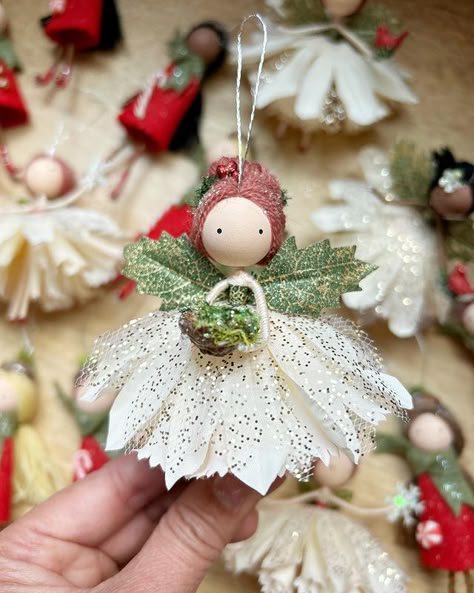 Christmas Fairy Angel Tree Ornaments Diy, Christmas Dolls Handmade, Angle Ornament, Fabric Christmas Crafts, Fairy Diy Crafts, Fairy Ornaments, Diy Christmas Angel Ornaments, Christmas Fairies, Christmas Tree Fairy