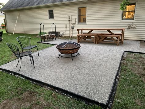 DIY Backyard Biergarten Phase 2: Crushed Limestone Patio - Imgur Backyard Stone Patio Ideas Diy, Crushed Rock Patio, Limestone Landscaping Ideas, Crushed Limestone Landscaping, Crushed Stone Patio, Crushed Granite Patio, Crushed Limestone Patio, Back Patio Ideas Gravel, Paver Stone And Gravel Patio