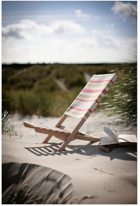 I Love The Beach, Beach Chair, Wooden Decks, Peaceful Places, Green Chair, Deck Chairs, Beach Time, Beach Chairs, Beach Bum