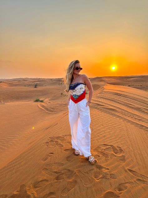 Dessert Safari Outfit Women, Dubai Dessert Outfits Ideas, Dessert Safari Dubai Outfit Ideas, Dessert Outfit Women Dubai, Dubai Dessert Outfits, Desert Safari Outfit Dubai Women, Sahara Desert Outfit Women, Dessert Safari Dubai Outfit Women, Dessert Outfit Women