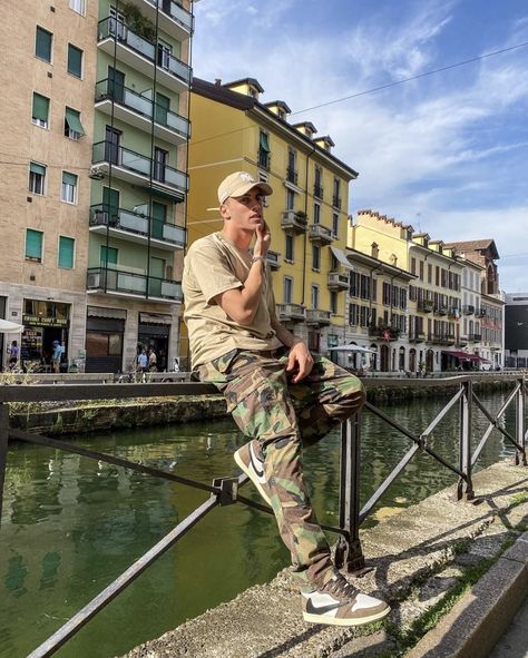 Camo Vest Outfits Men, Mens Camo Cargo Pants Outfit, Men Army Outfit, How To Style Camo Pants Men, Camouflage Outfits Men, Army Pants Outfit Men, Camouflage Pants Outfit Men, Camo Cargo Pants Outfit Men, Camo Pants Outfit Men Streetwear