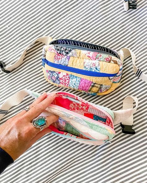 Quilted Fanny Pack, Bum Bag, Do Love, Christmas 2024, Artisan Craft, Fun Ideas, Vintage Quilts, Sewing Bag, Christmas Wishlist