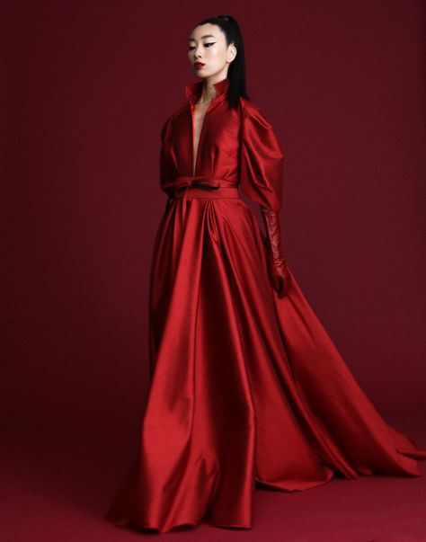 Deep V Gown, Dior Fashion Show, Frocks And Gowns, Red Silk Dress, Dupioni Silk, Obi Belt, Red Gowns, French Designer, Luxury Women Fashion