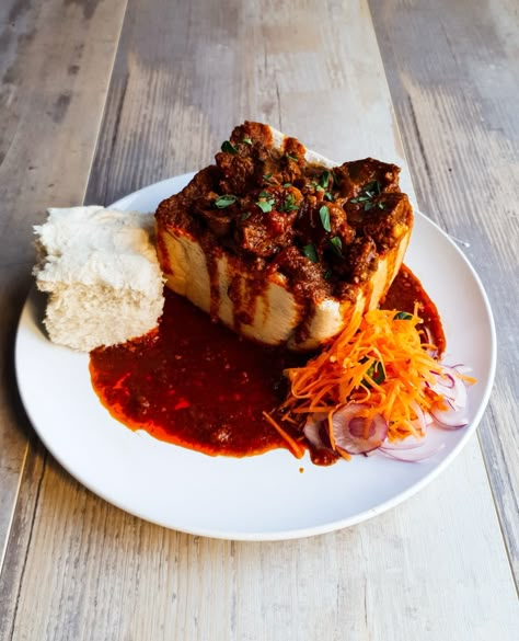 Durban Mutton Curry – The Tocka Blog South African Lamb Curry, Vleis Geregte, Durban Curry, Lamb Curry Recipes, Oven Food, Bunny Chow, Kofta Recipe, Lamb Loin, Mutton Curry