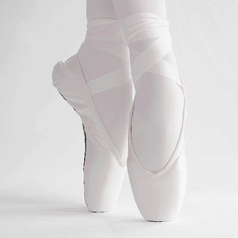 Pale Aesthetic, Anna Pavlova, White Elegance, Cloak And Dagger, White Swan, Pointe Shoes, Aesthetic Colors, Shades Of White, White Aesthetic