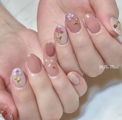 Contoh Nail Art, Japanese Nails Designs, Japanese Nail Design, Nail Art Designs Images, Minimal Nails Art, Art Deco Nails, Hippie Nails, Subtle Nails, Beauty Nails Design