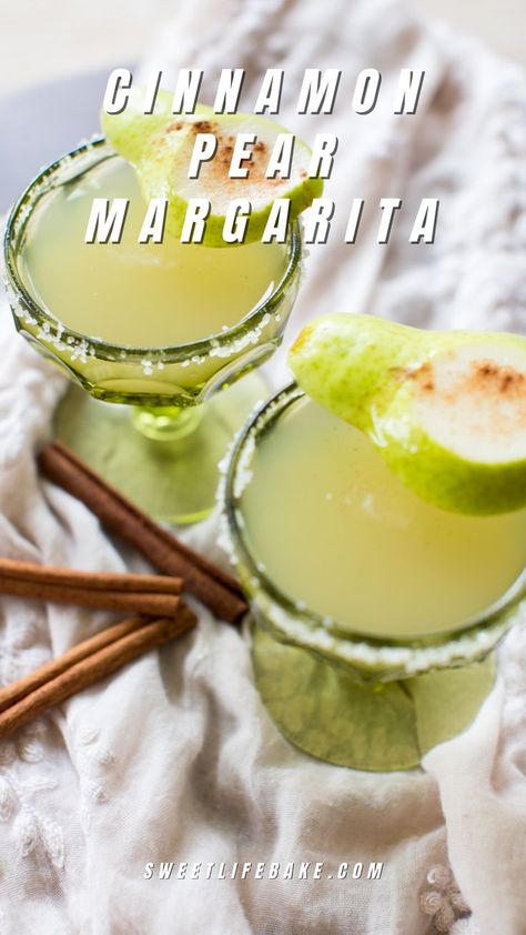 Cinnamon Pear Margarita in two glasses. Pear Drink Recipes, Fall In Texas, Pear Drinks, Pear Margarita, Pear Nectar, Cocktail Recipes Tequila, Fun Party Drinks, Cinnamon Simple Syrup, Pear Cocktails