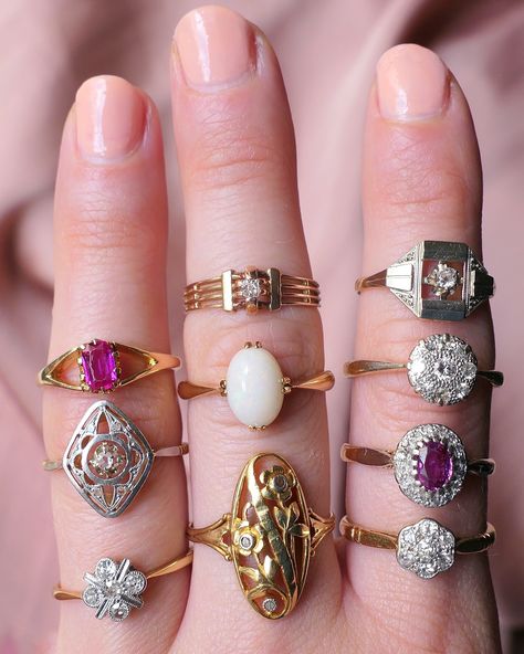 On Wednesdays we wear diamonds and pink 💗 A selection of diamond, ruby and opal rings from the Petit Cœur collection 💗 which is your favourite? Gold navette has now sold but the rest are available. Tap for details or dm for layaway enquiries 🙂 #petitcoeurjewellerybox #onwednesdayswewearpink #vintagediamonds #uniquediamondrings #antiquediamondring #antiqueengagementring #vintageengagementring #artdecorings #artdecoengagementring #vintageweddingband #vintagegold #yellowgoldengagementring #old... Big Wedding Rings, Old Rings, Antique Diamond Rings, Unique Diamond Rings, Vintage Wedding Band, Victorian Rings, Ring Ideas, Yellow Gold Engagement Rings, Pretty Clothes